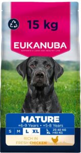 Eukanuba Life Care hondenvoer voor middelgrote en grote senior honden met kip – 15 kg